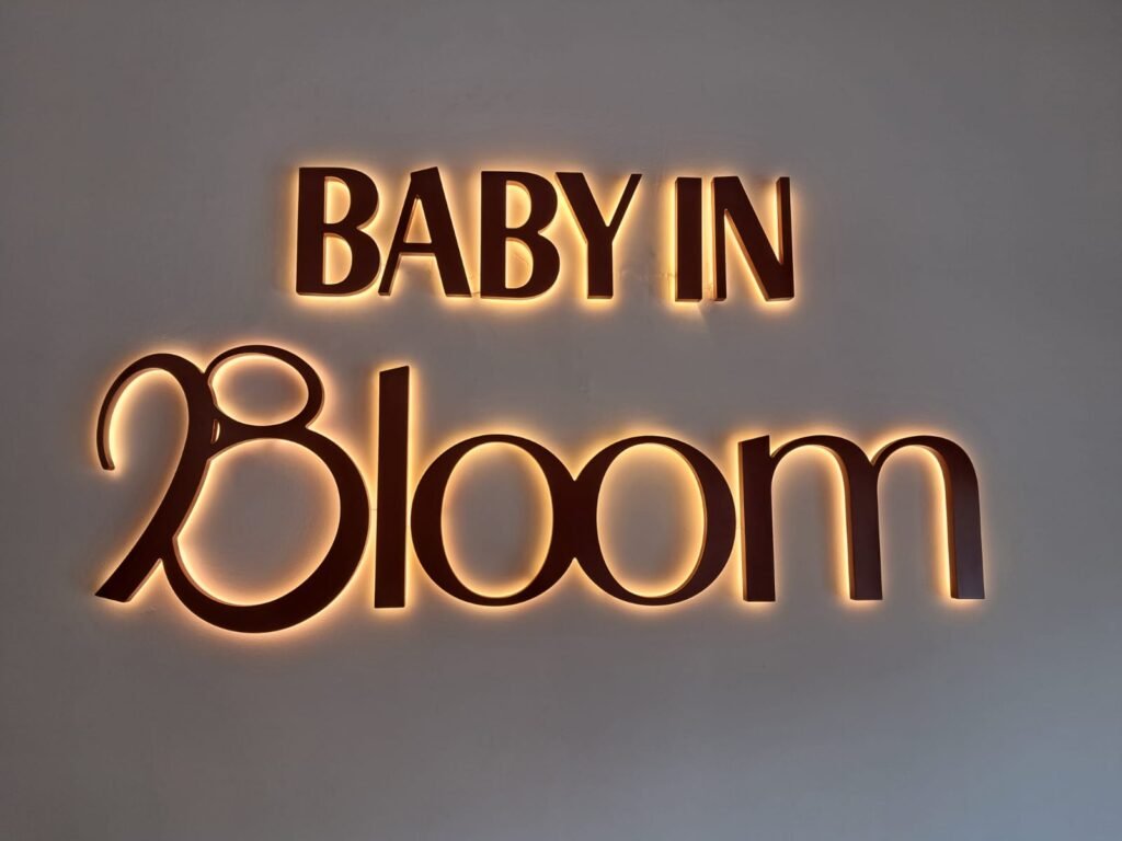 Letras corpóreas retroiluminadas instaladas por IMC